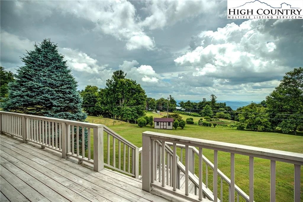 Image number 2 for the current listing