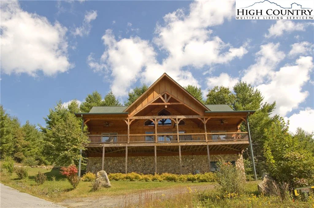 Image number 1 for the current listing