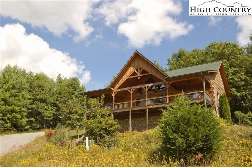 Image number 3 for the current listing