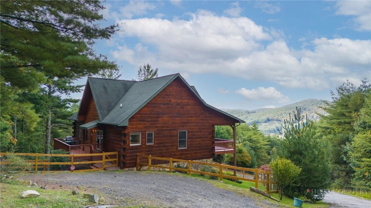 Image number 3 for the current listing