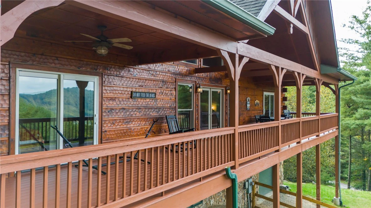 Image number 6 for the current listing