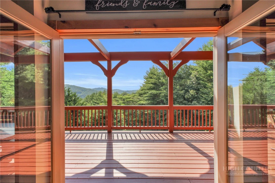 Image number 7 for the current listing