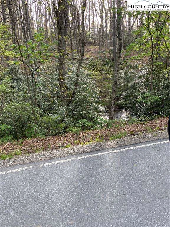 Image number 3 for the current listing