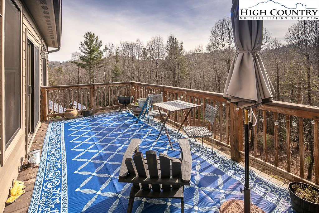 Image number 16 for the current listing