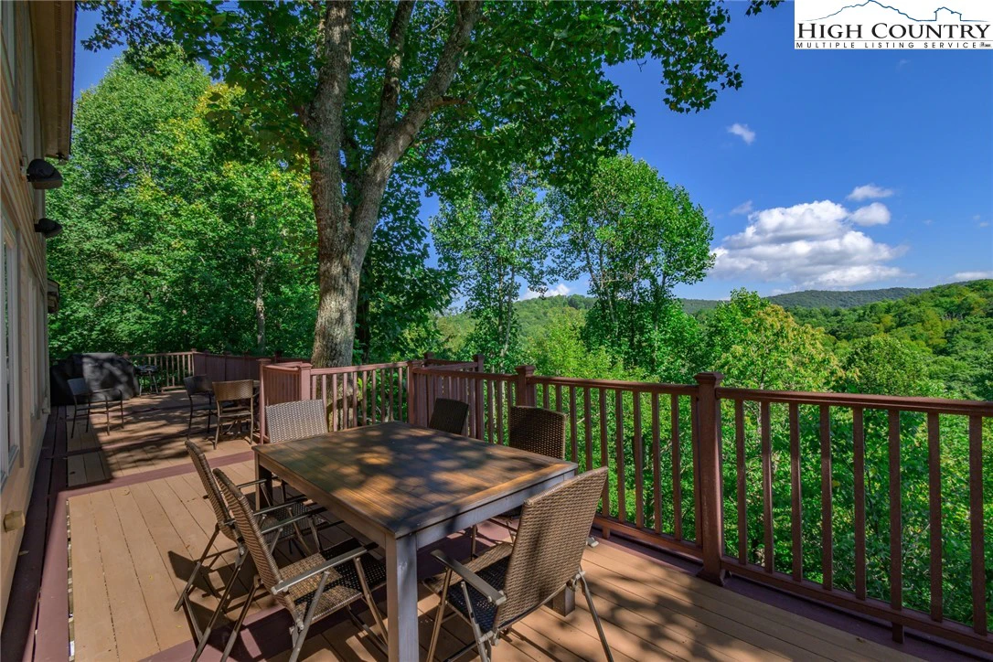 Image number 6 for the current listing