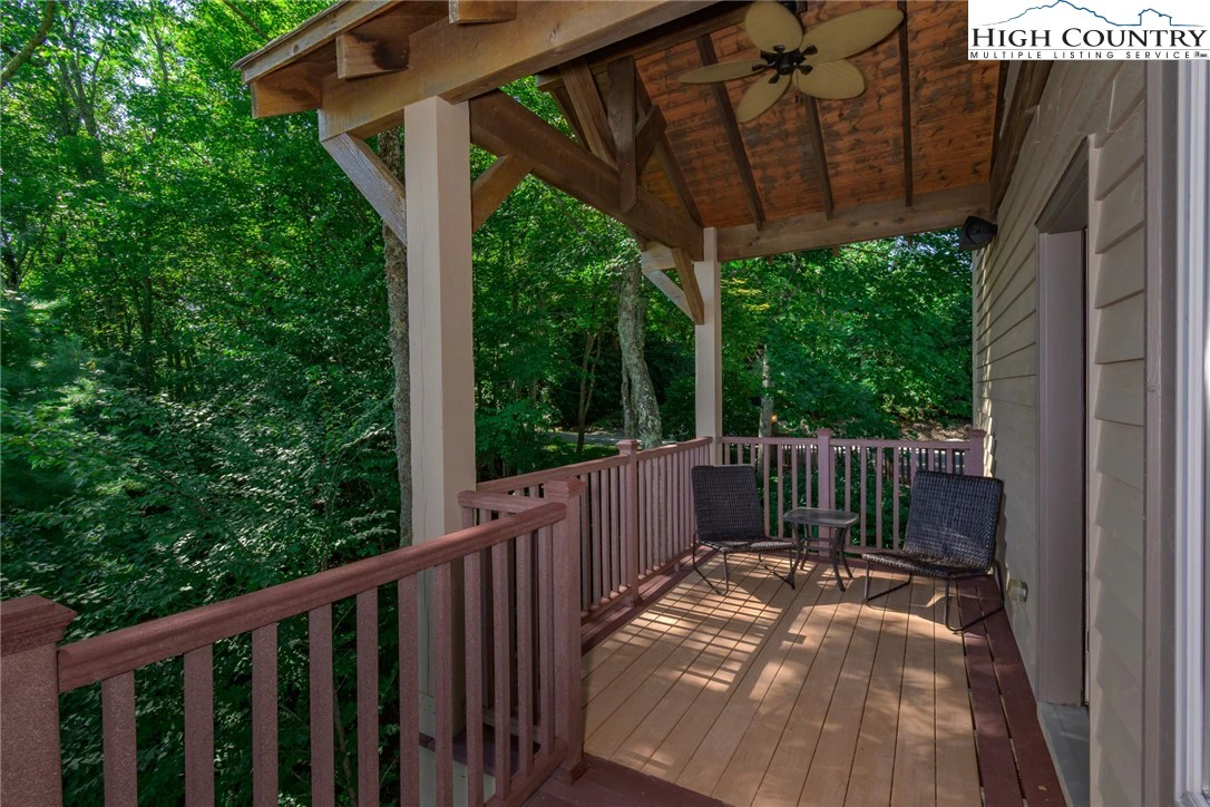 Image number 7 for the current listing