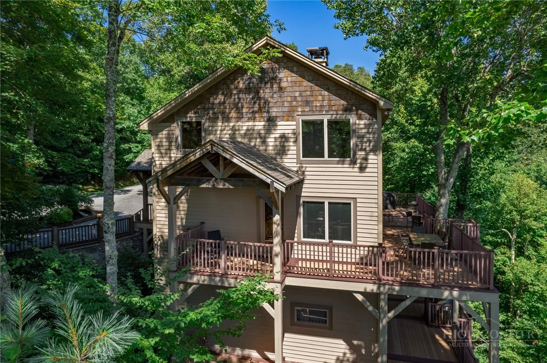 Image number 2 for the current listing