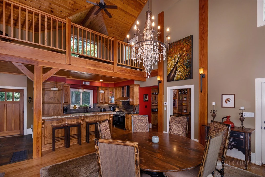 Image number 12 for the current listing
