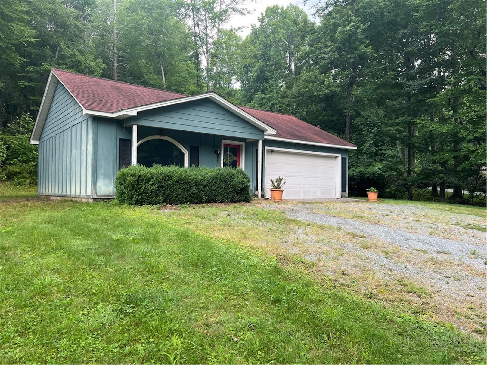 Image number 18 for the current listing