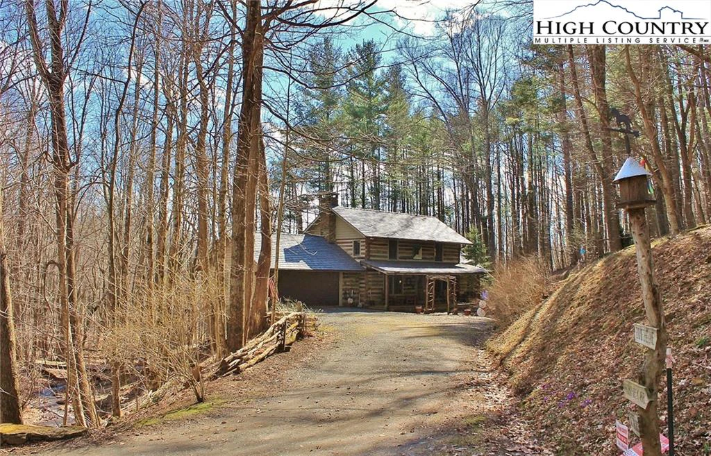 Image number 1 for the current listing