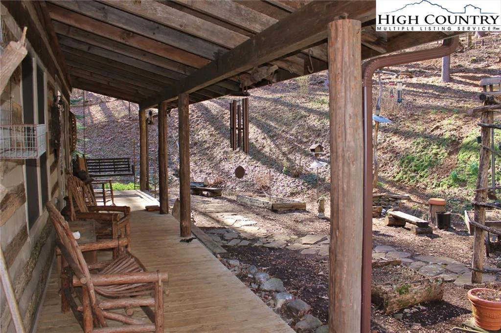 Image number 5 for the current listing