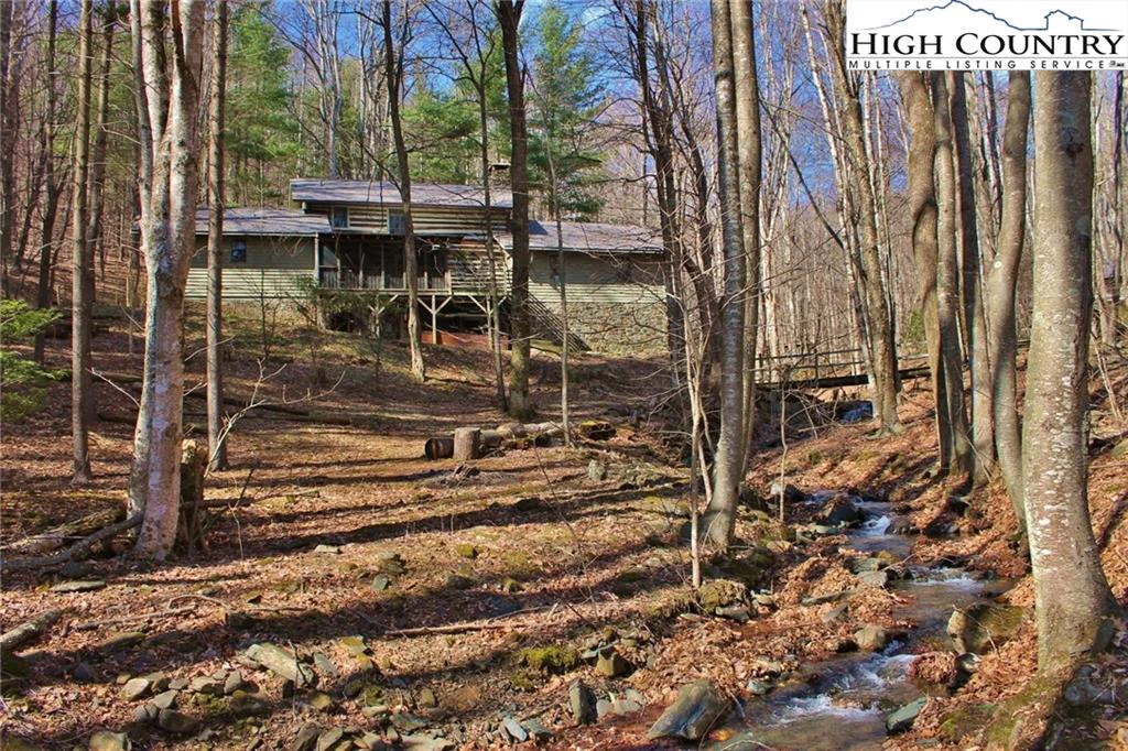 Image number 21 for the current listing