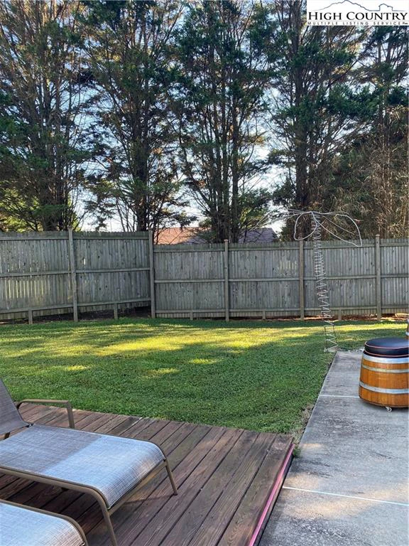 Image number 10 for the current listing
