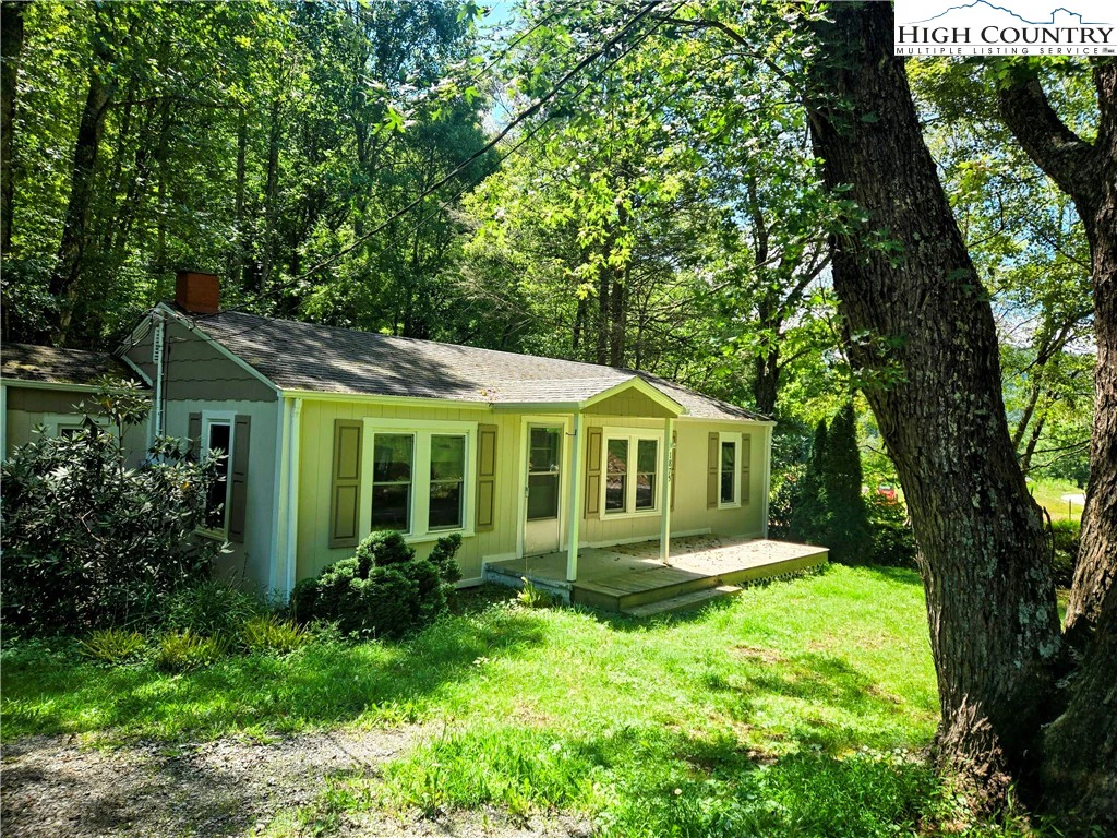 Image number 1 for the current listing