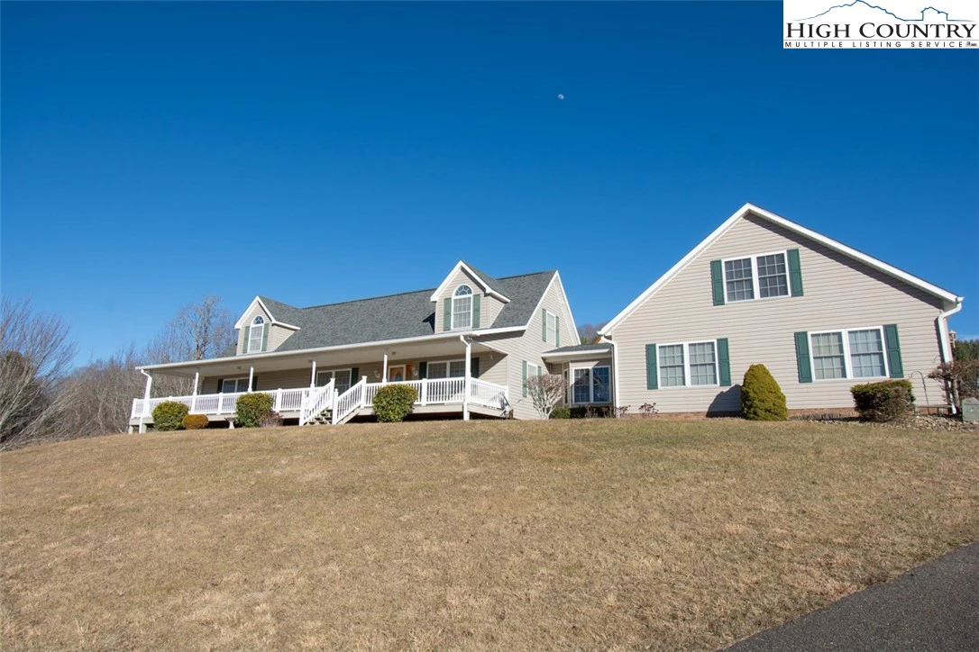 Image number 6 for the current listing