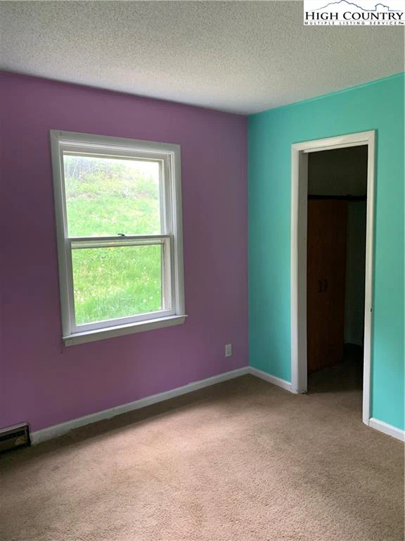 Image number 7 for the current listing