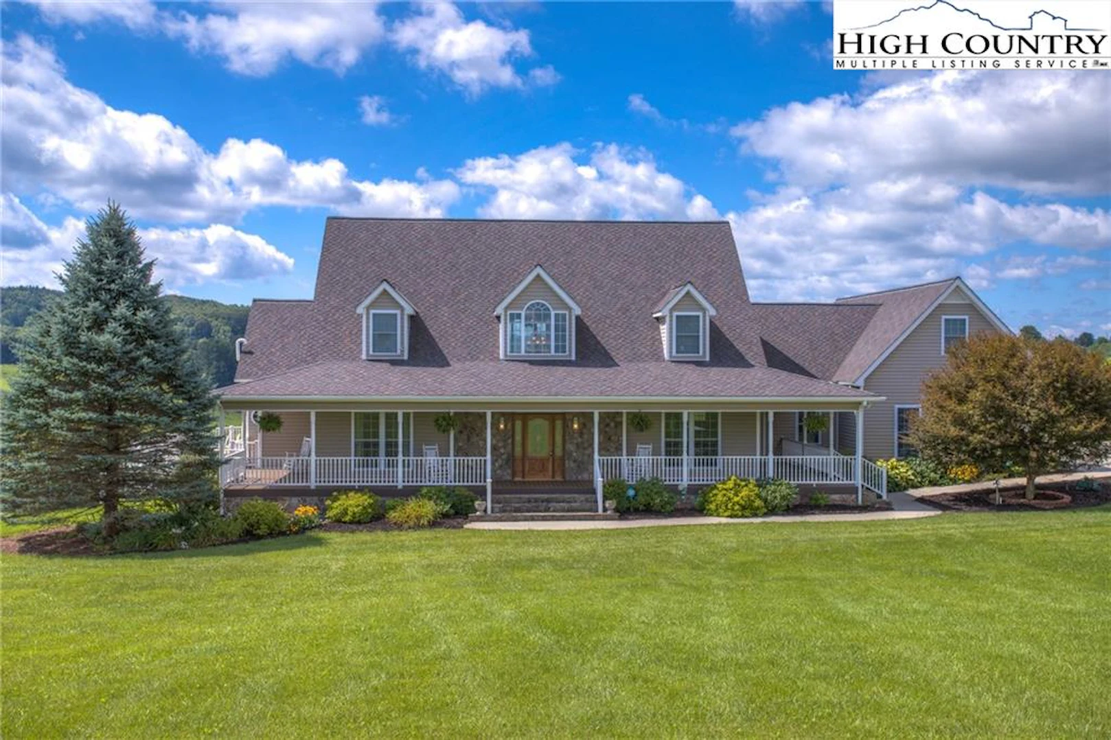 Image number 13 for the current listing