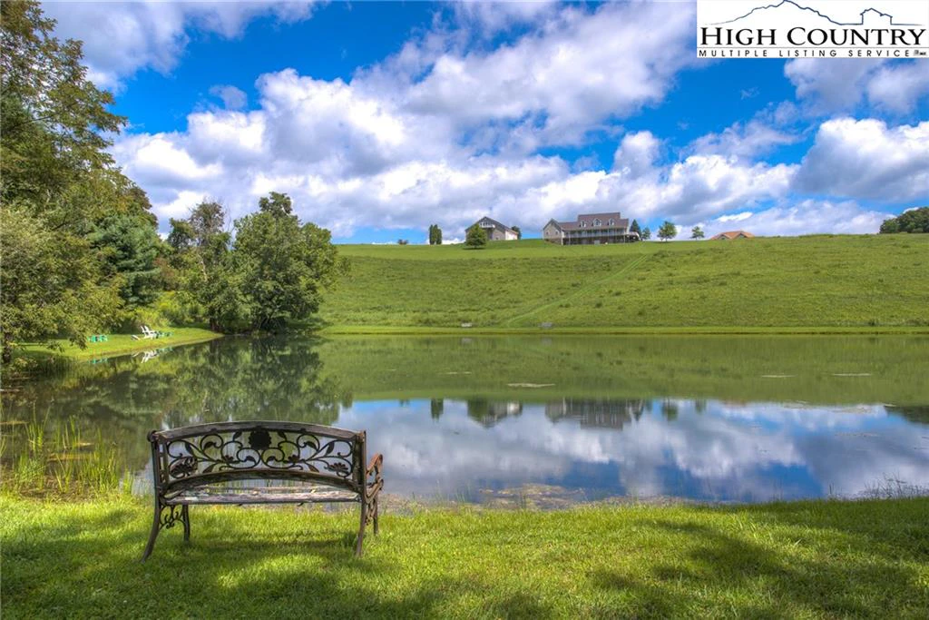 Image number 23 for the current listing