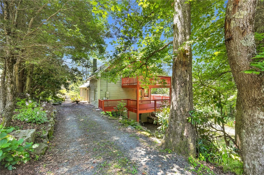 Image number 3 for the current listing