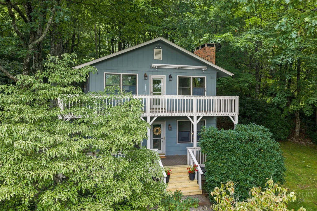 Image number 3 for the current listing