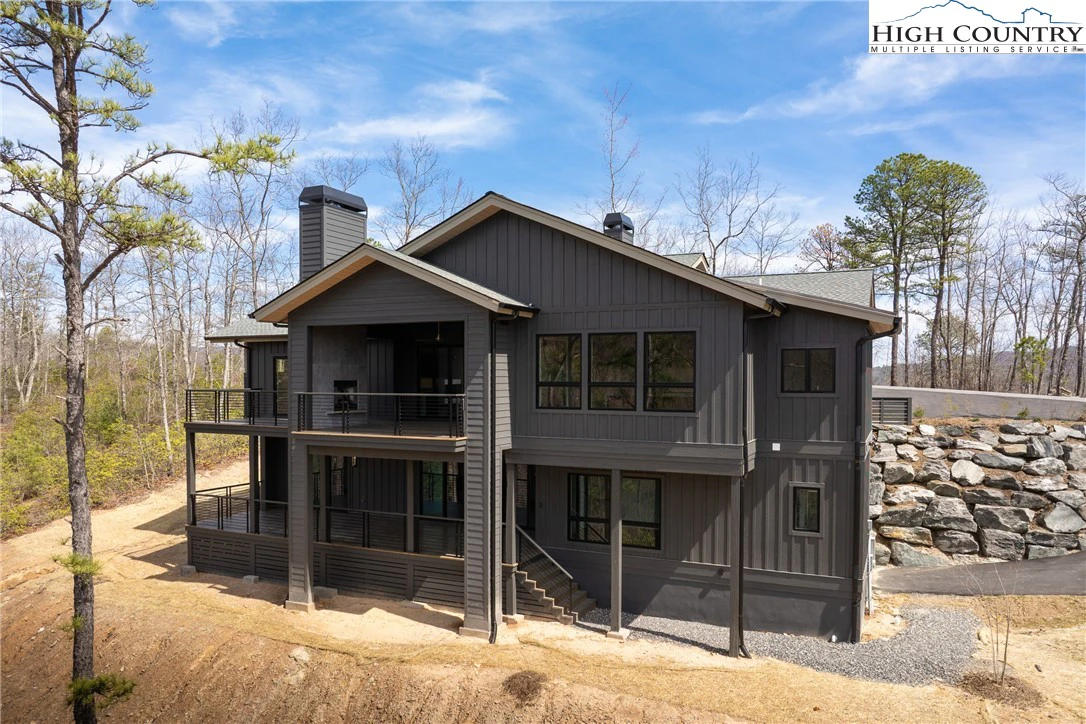 Image number 11 for the current listing