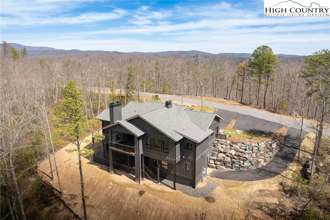 Image number 12 for the current listing