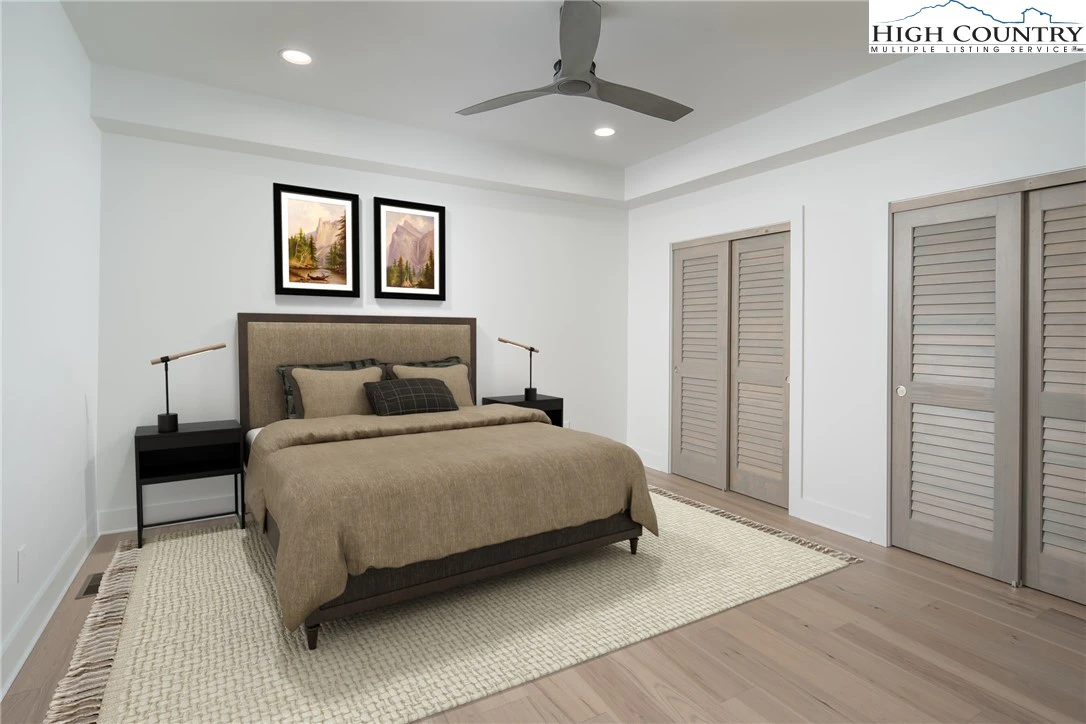 Image number 3 for the current listing