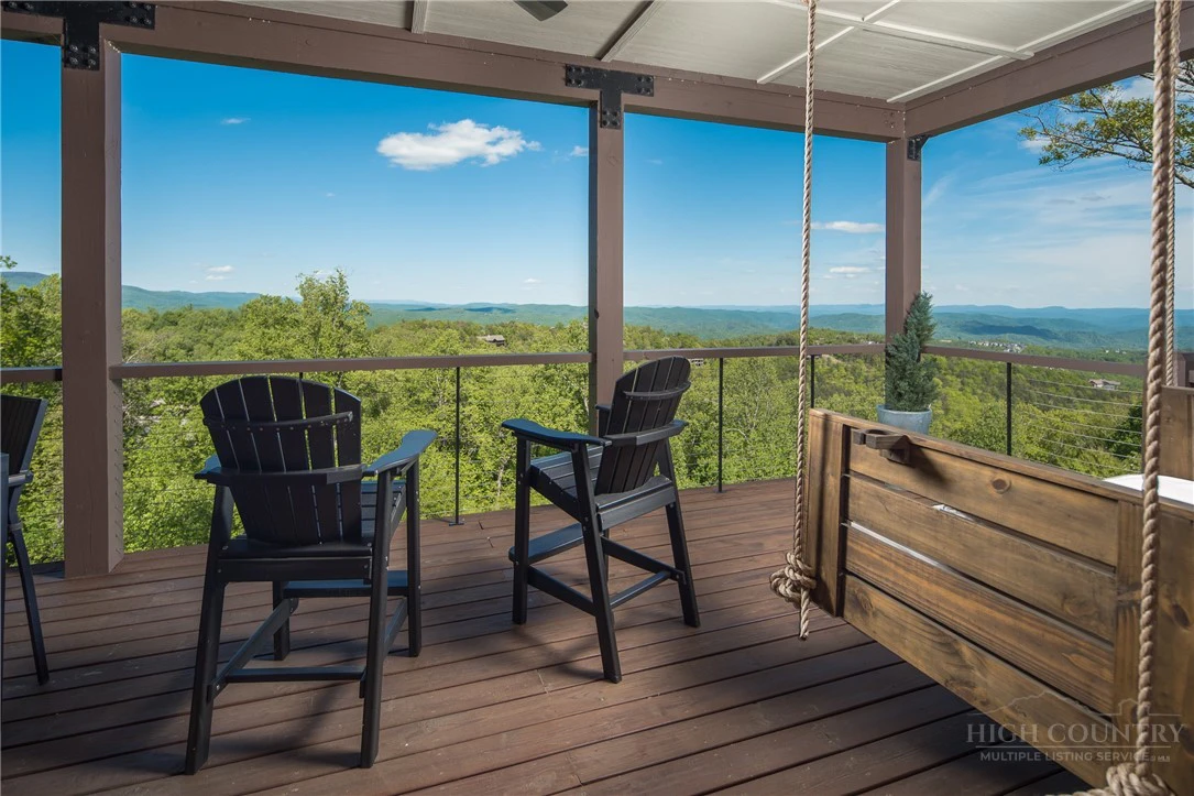 Image number 19 for the current listing