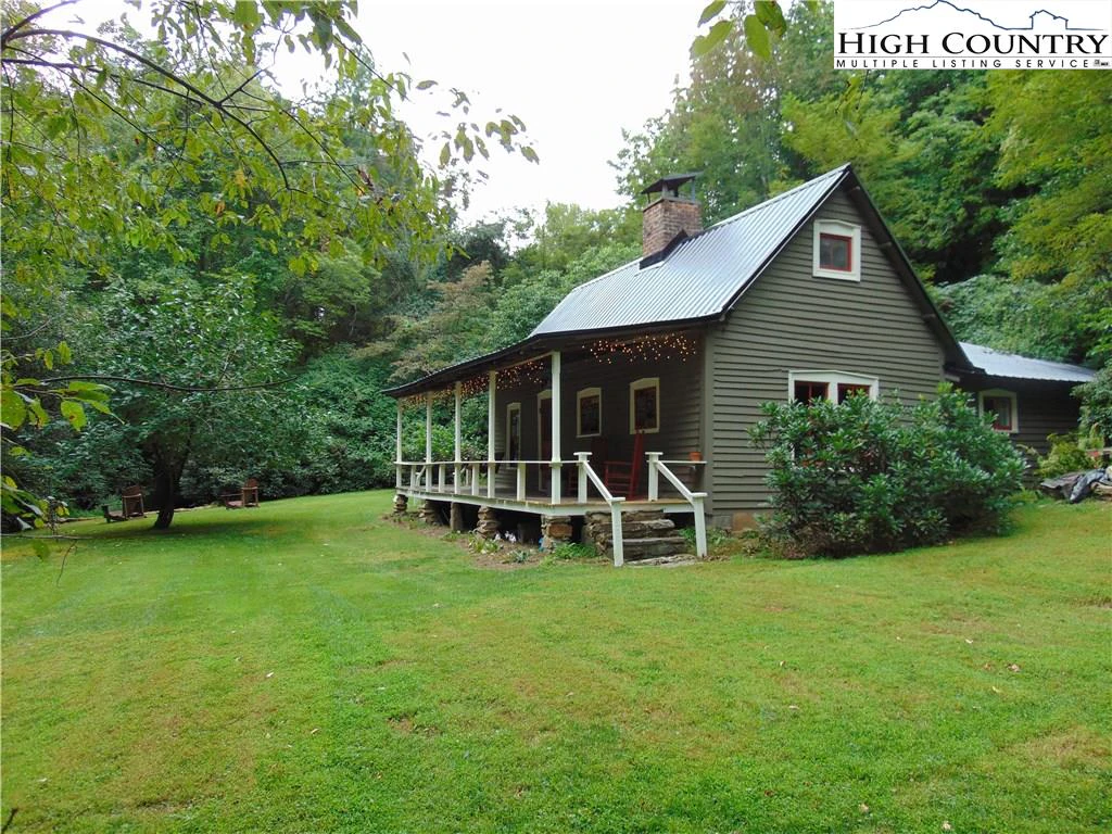Image number 20 for the current listing