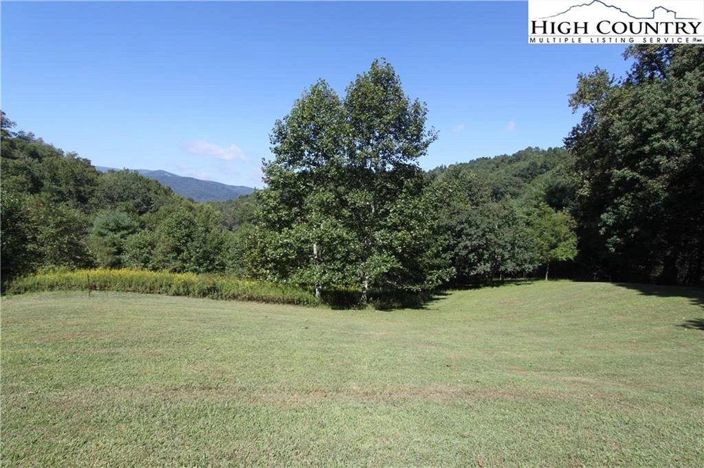 Image number 19 for the current listing