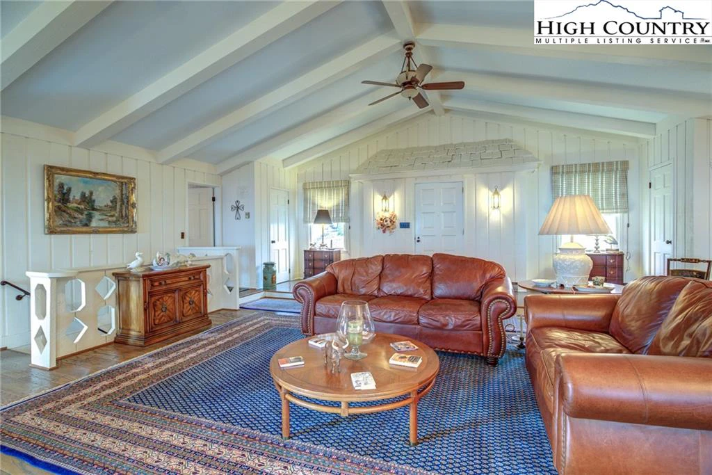 Image number 6 for the current listing