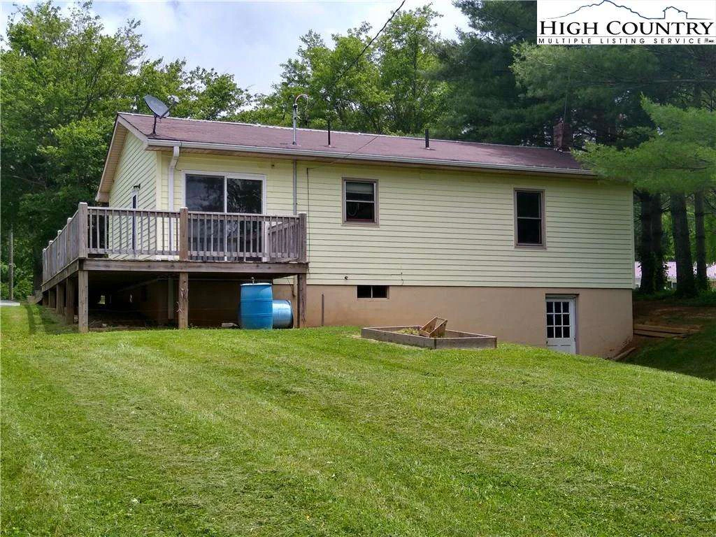 Image number 13 for the current listing