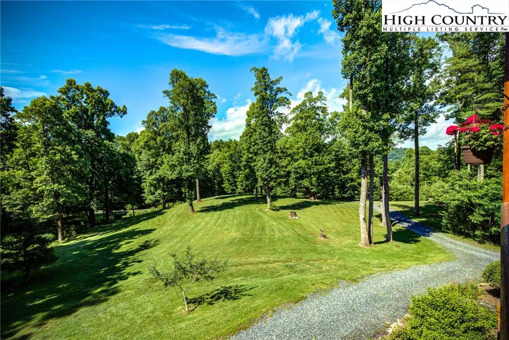 Image number 20 for the current listing