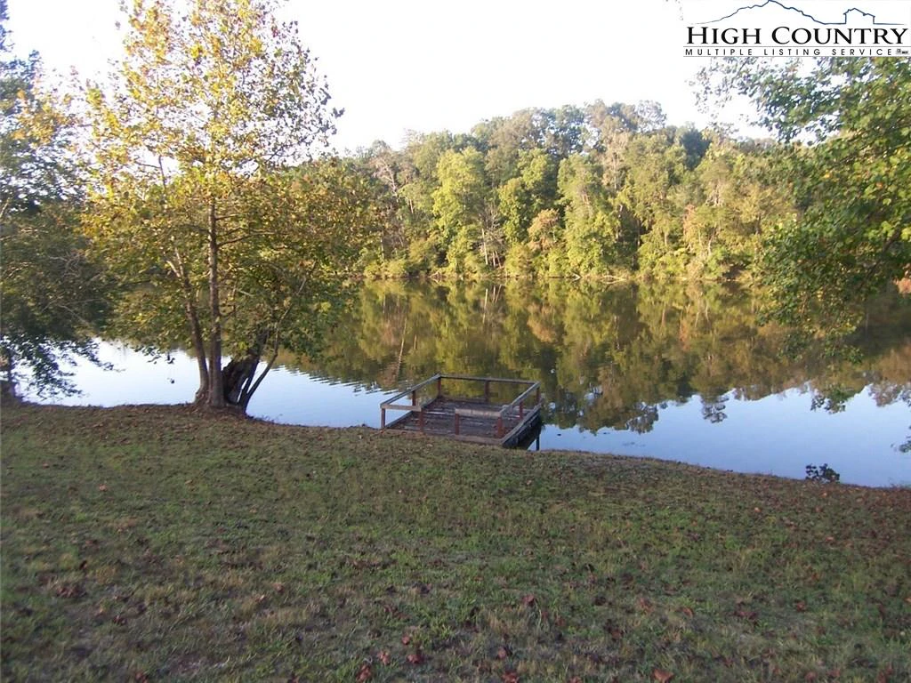 Image number 7 for the current listing