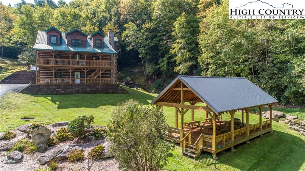 Image number 1 for the current listing