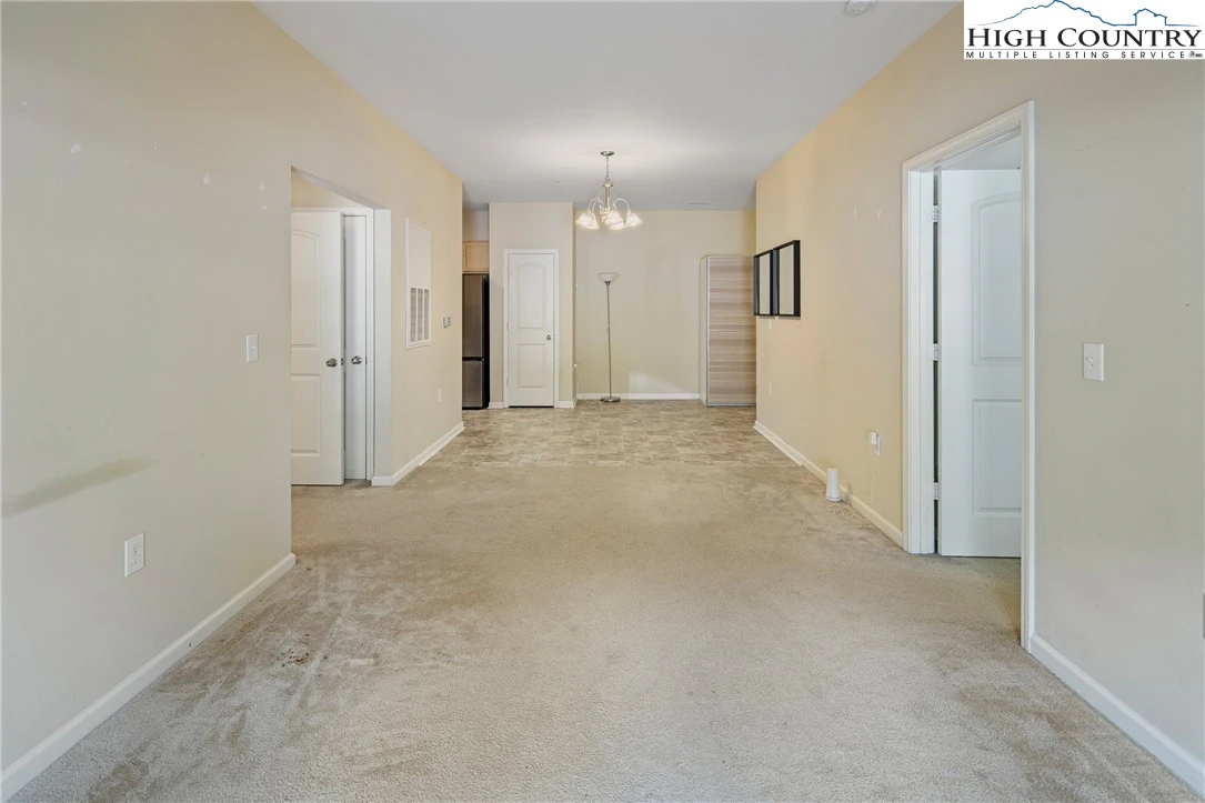 Image number 12 for the current listing