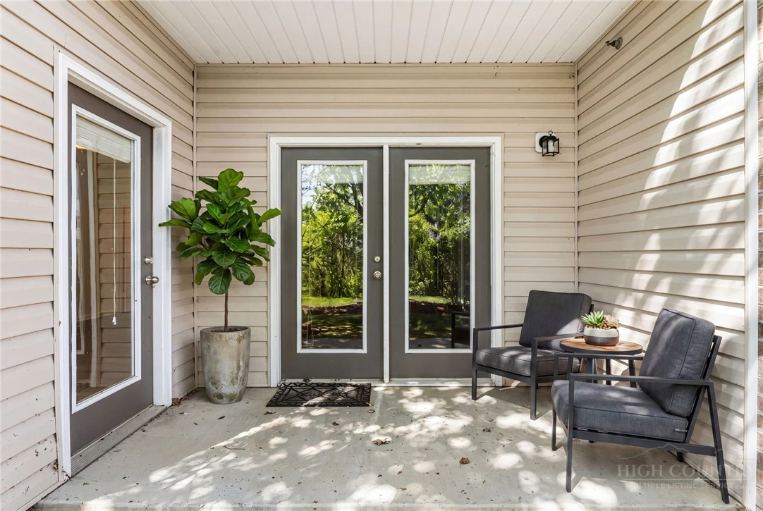 Image number 9 for the current listing