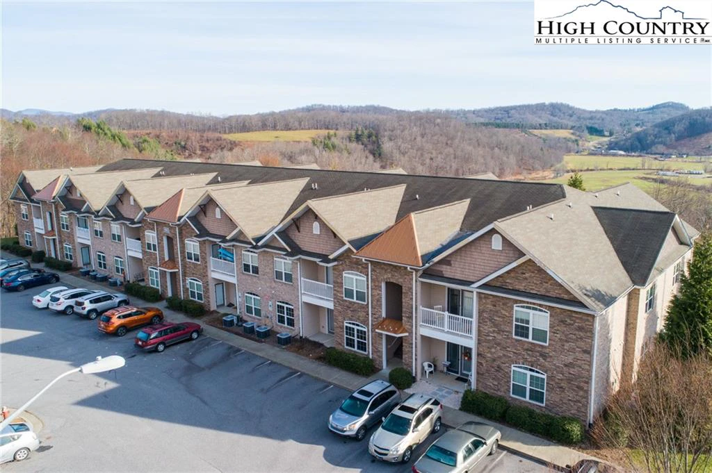 Image number 3 for the current listing