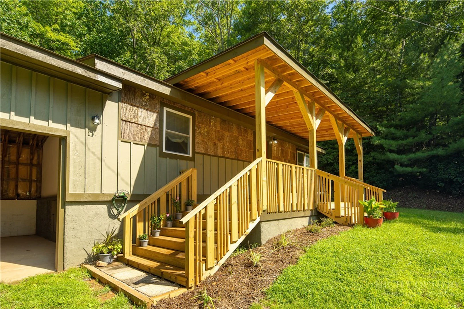 Image number 6 for the current listing