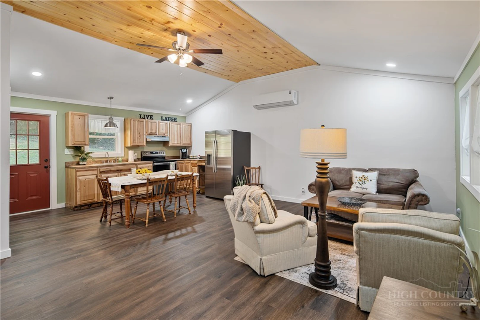 Image number 3 for the current listing