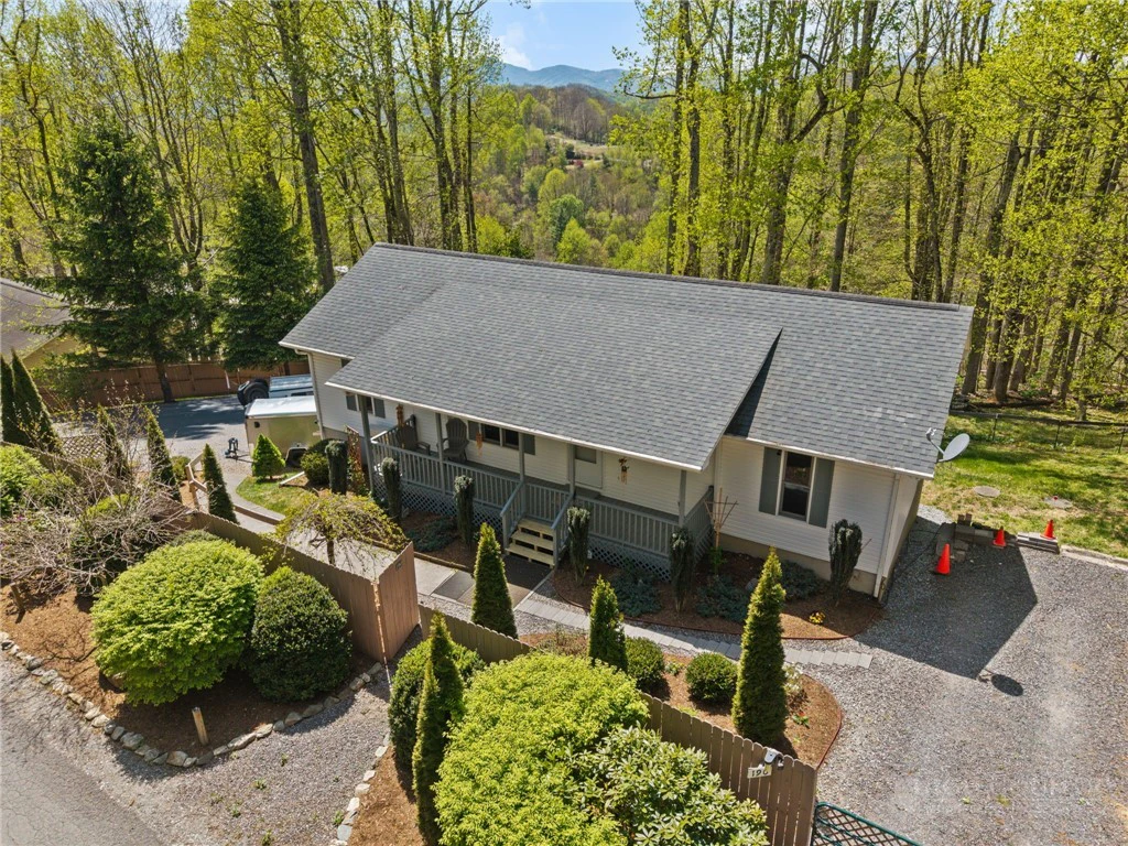 Image number 1 for the current listing