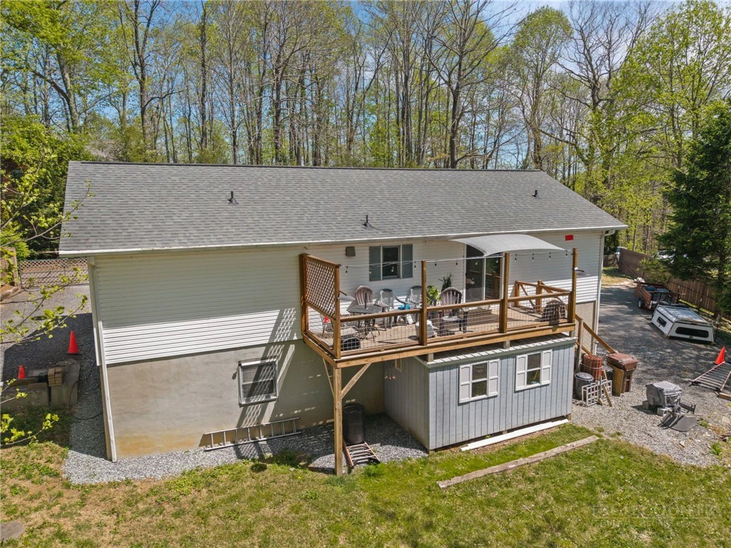 Image number 14 for the current listing