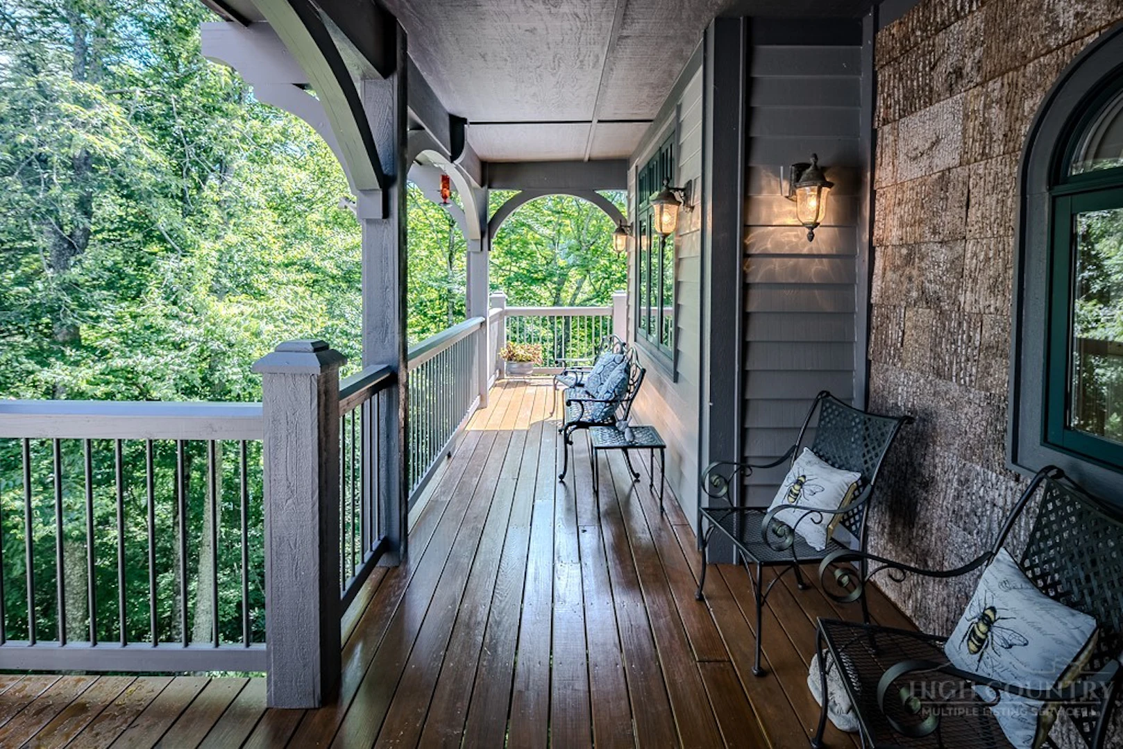 Image number 7 for the current listing