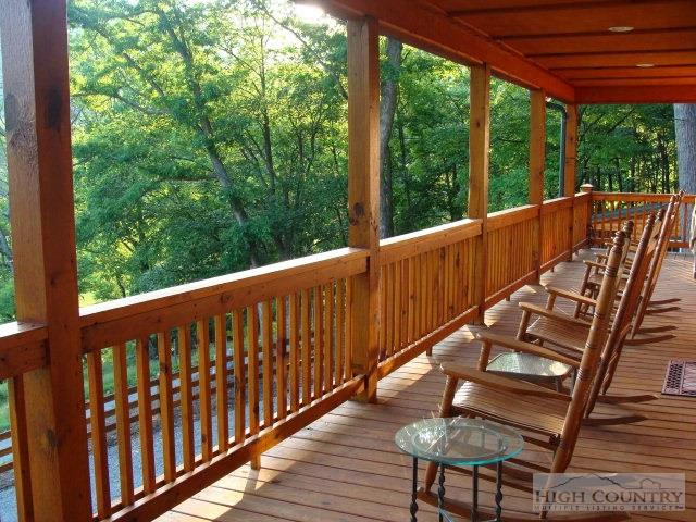 Image number 13 for the current listing