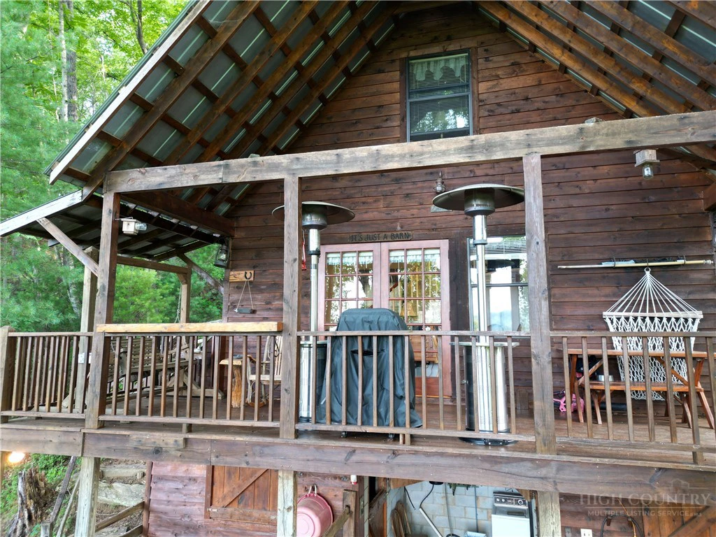 Image number 6 for the current listing