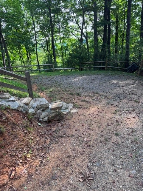 Image number 12 for the current listing
