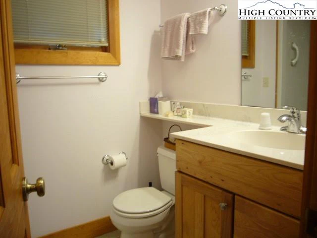 Image number 10 for the current listing