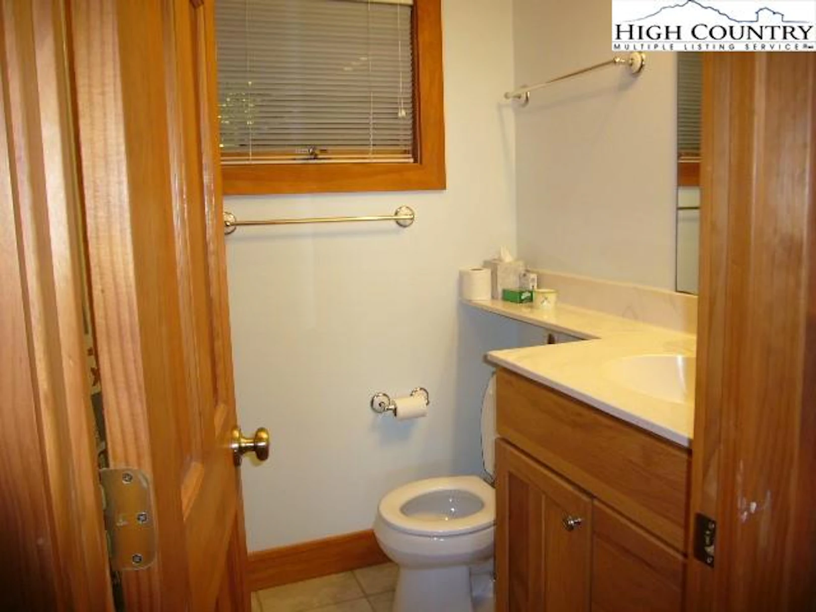 Image number 7 for the current listing