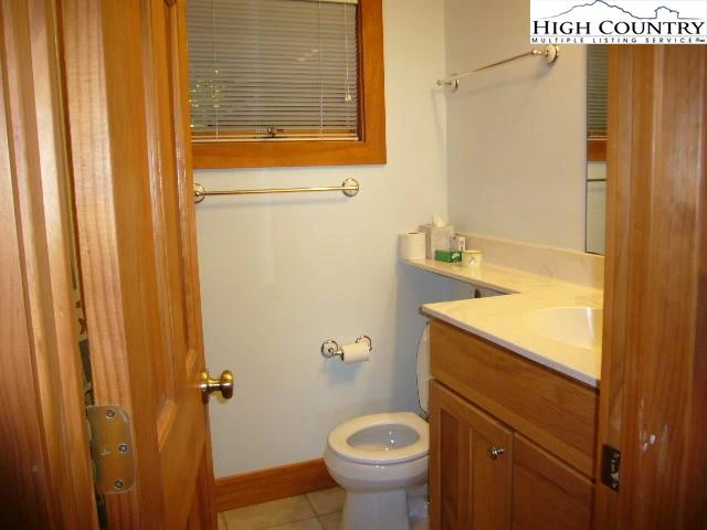 Image number 7 for the current listing