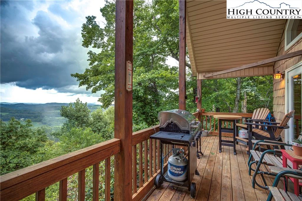 Image number 20 for the current listing